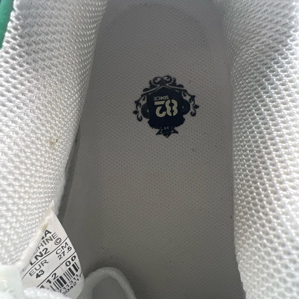 Custom Nike Air Force One - Picture 7 of 12